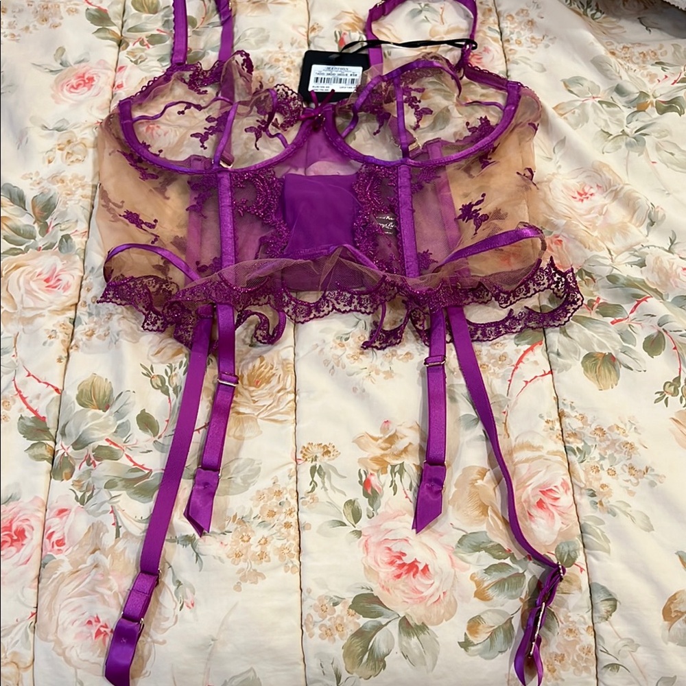 Elegant Purple Lace Lingerie Set